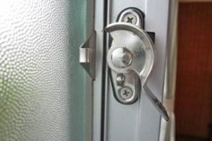 不二サッシ鍵交換 修理 クレセント錠交換 不二サッシ鍵交換 修理 クレセント錠交換