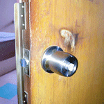 経年劣化による室内ドアの鍵交換